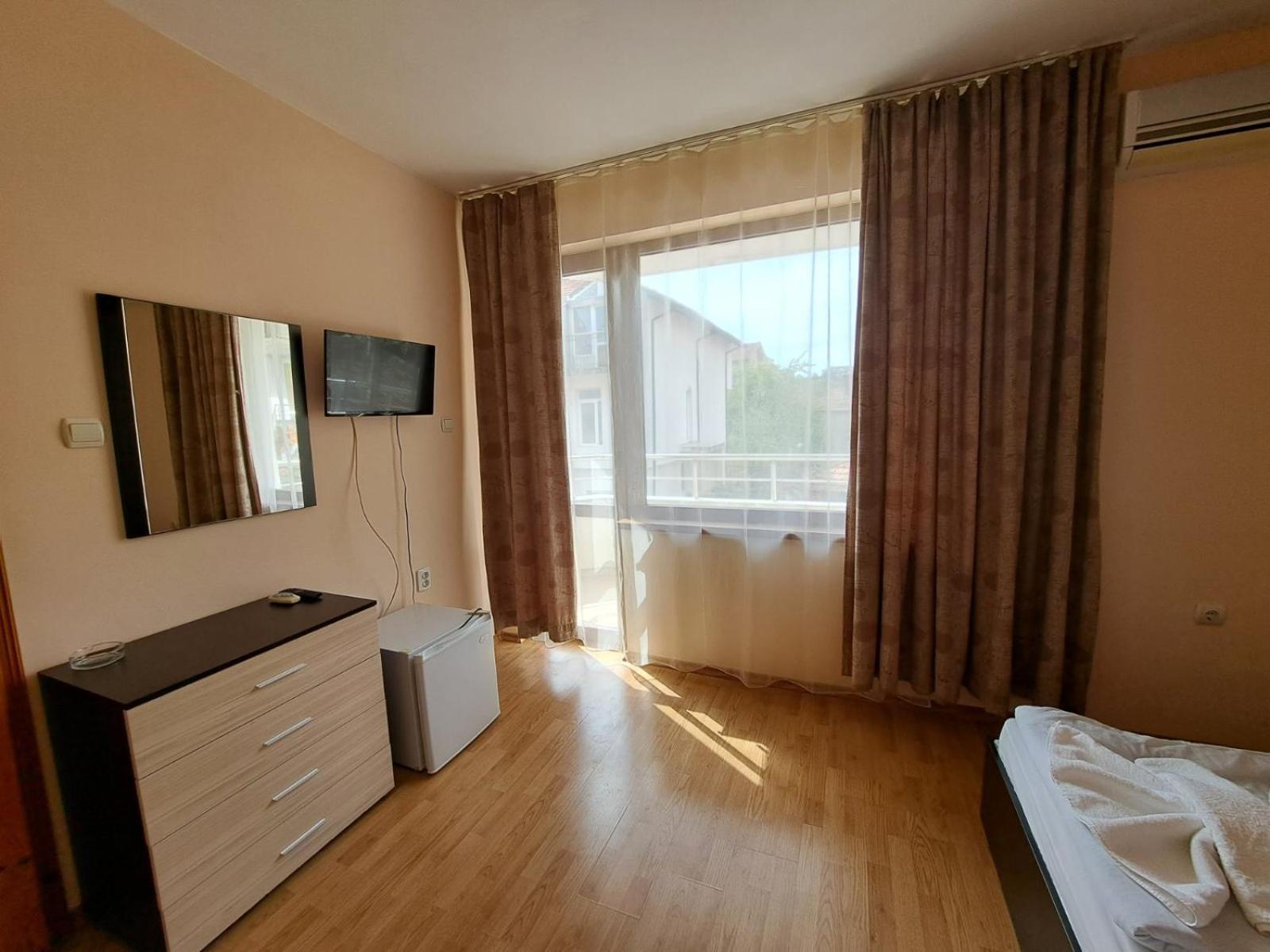Guest House Lazur Obzor Room photo
