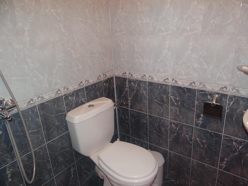 Guest House Lazur Obzor Exterior photo